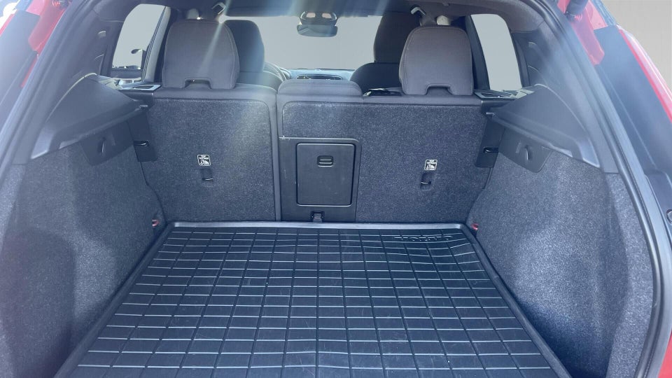 Volvo XC40 P6 ReCharge Plus 5d