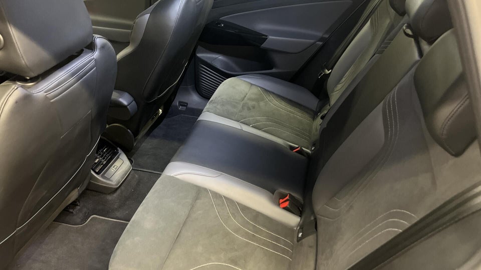 VW ID.4 52 Style Performance 5d