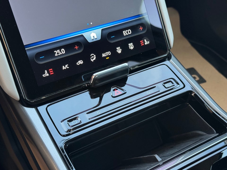 Ford Explorer 79 Select Extended Range AWD 5d