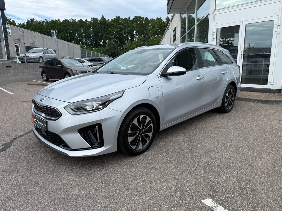 Kia Ceed 1,6 PHEV Prestige SW DCT 5d