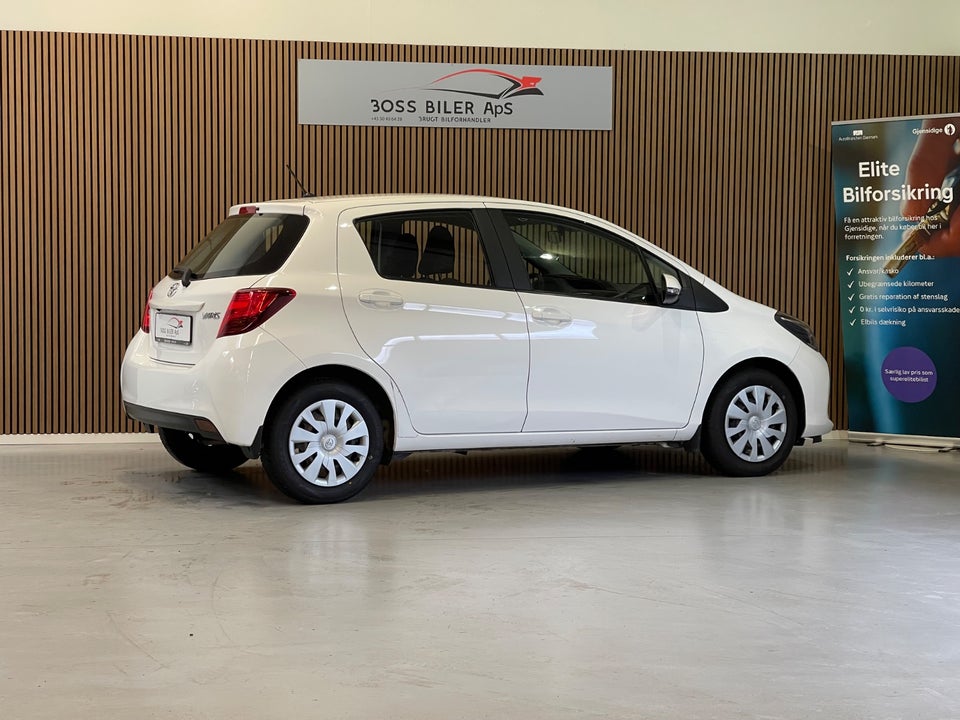 Toyota Yaris 1,0 VVT-i T2 5d