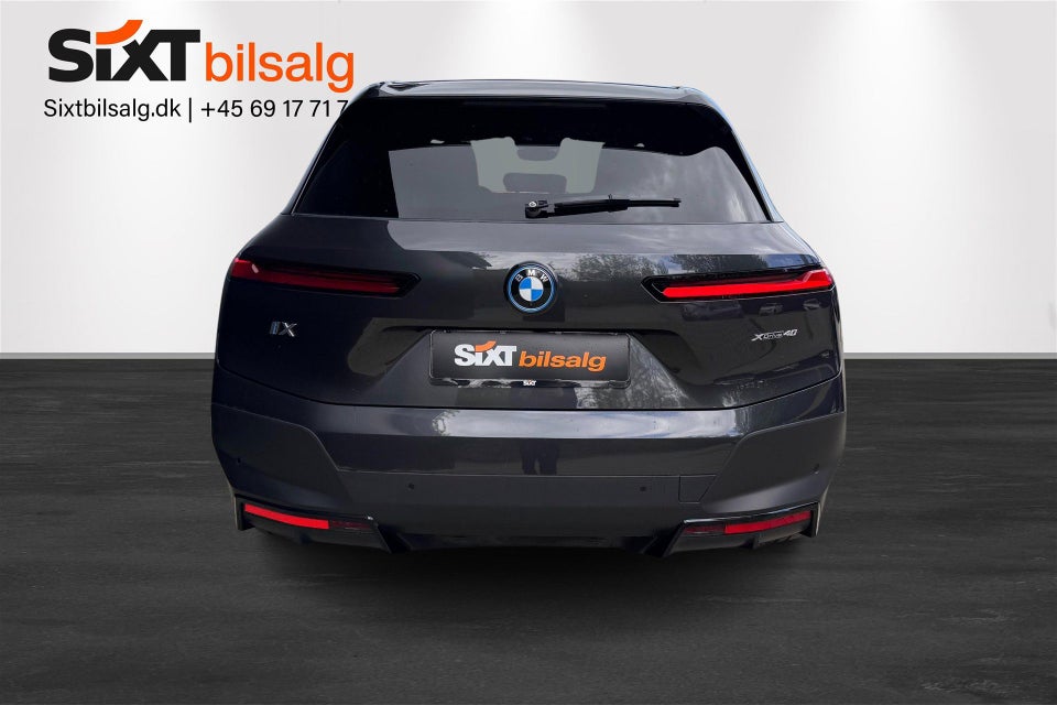 BMW iX xDrive40 Fully Charged 5d
