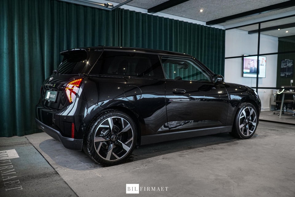 MINI Cooper SE Classic Trim M 3d