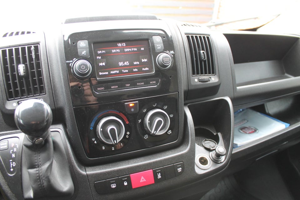 Fiat Ducato 35 2,3 MJT 140 Kassevogn L2H2 Pro+ aut.