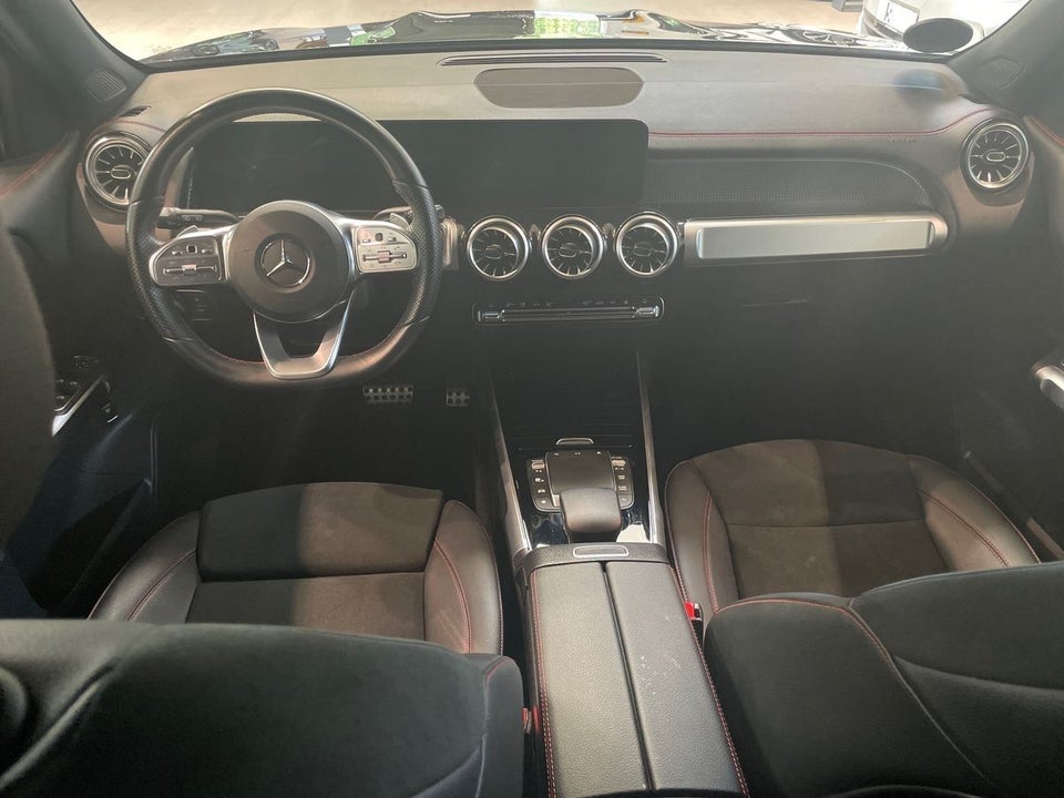 Mercedes EQB300 4Matic 5d