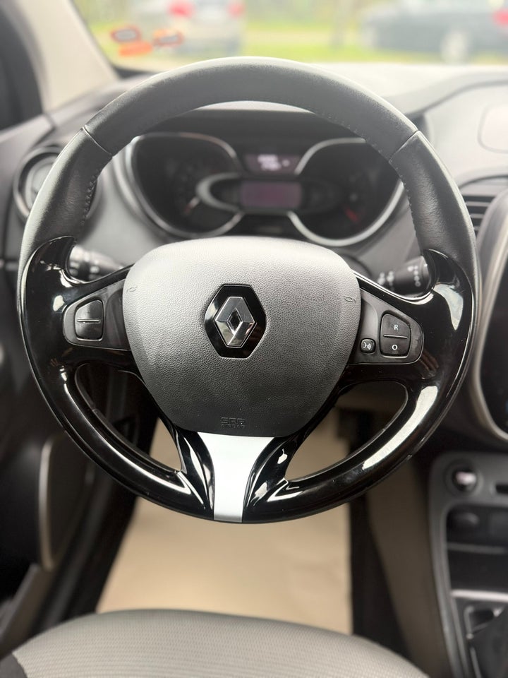 Renault Captur 0,9 TCe 90 Expression 5d