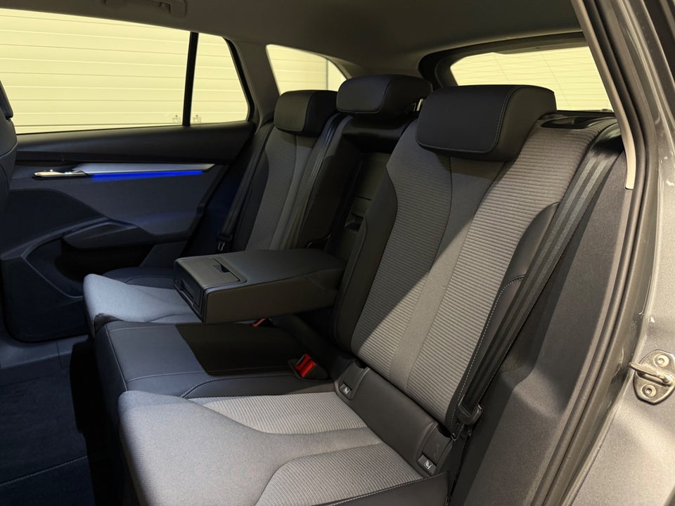 Skoda Enyaq 80 iV Plus 5d