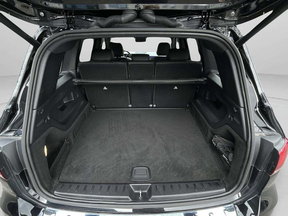 Mercedes EQB350 Progressive Line 4Matic 5d