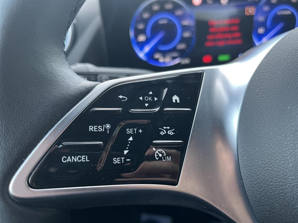 Mercedes EQA300 Progressive 4Matic 5d