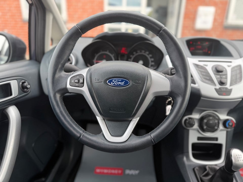 Ford Fiesta 1,25 60 Ambiente 5d