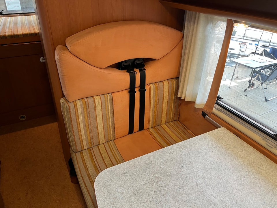 Elnagh Duke 2,2 46 2d