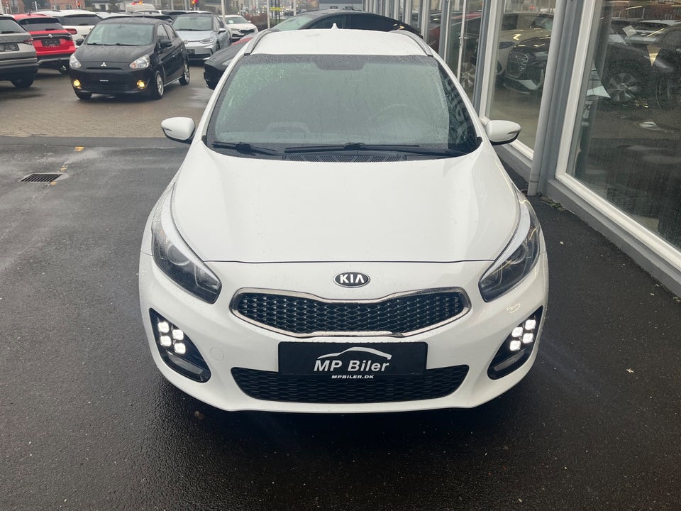 Kia Ceed 1,6 CRDi 136 GT-Line Attraction SW DCT 5d