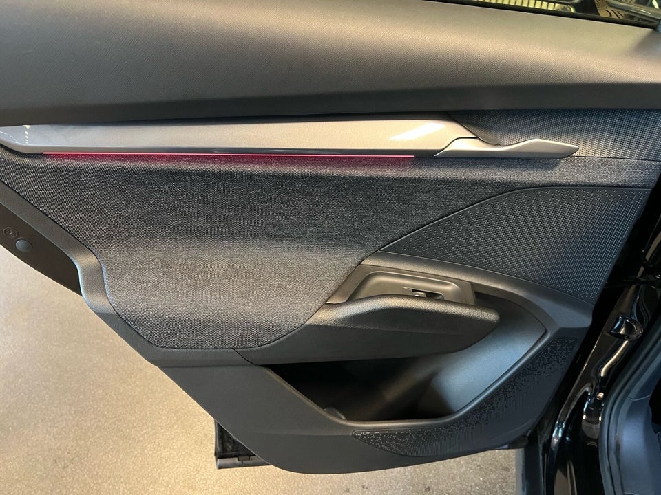 Skoda Elroq 85 iV Loft 5d