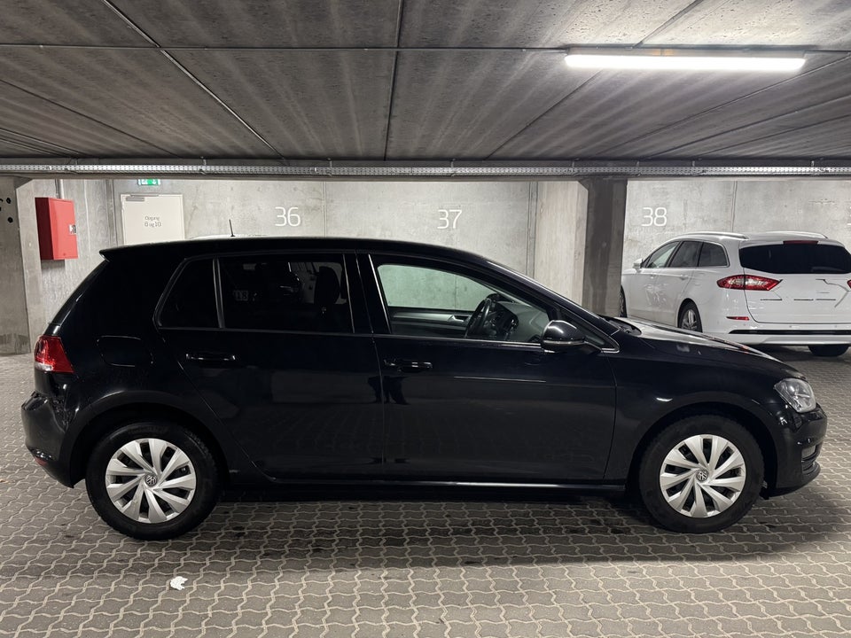 VW Golf VII 1,4 TSi 122 Comfortline BMT 5d