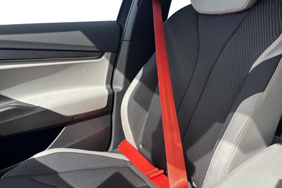 Skoda Elroq 85 iV Lodge 5d