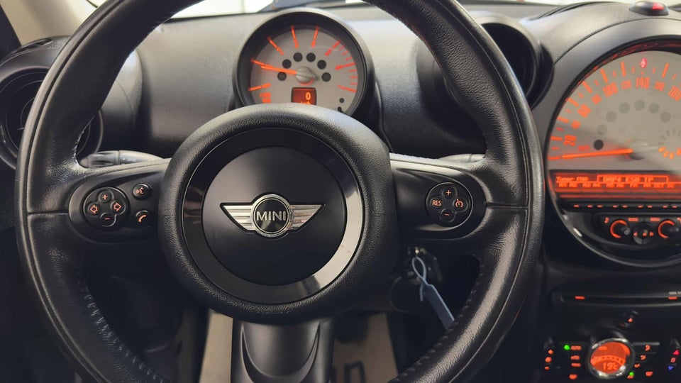 MINI Countryman Cooper 1,6 D 5d