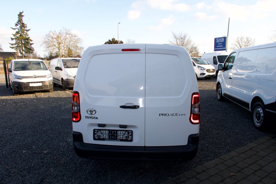 Toyota ProAce City 1,5 D 102 Long Comfort 6d