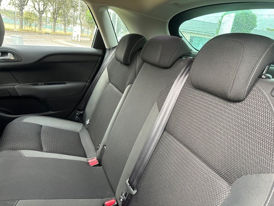 Citroën C4 1,2 PureTech 130 Feel 5d