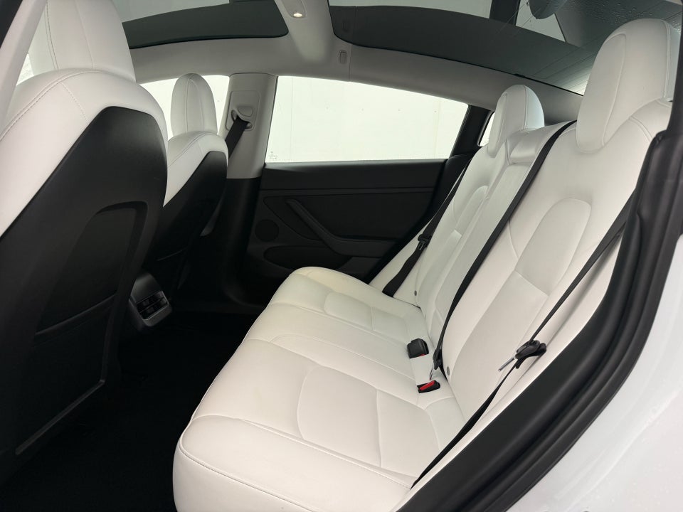 Tesla Model 3 Performance AWD 4d