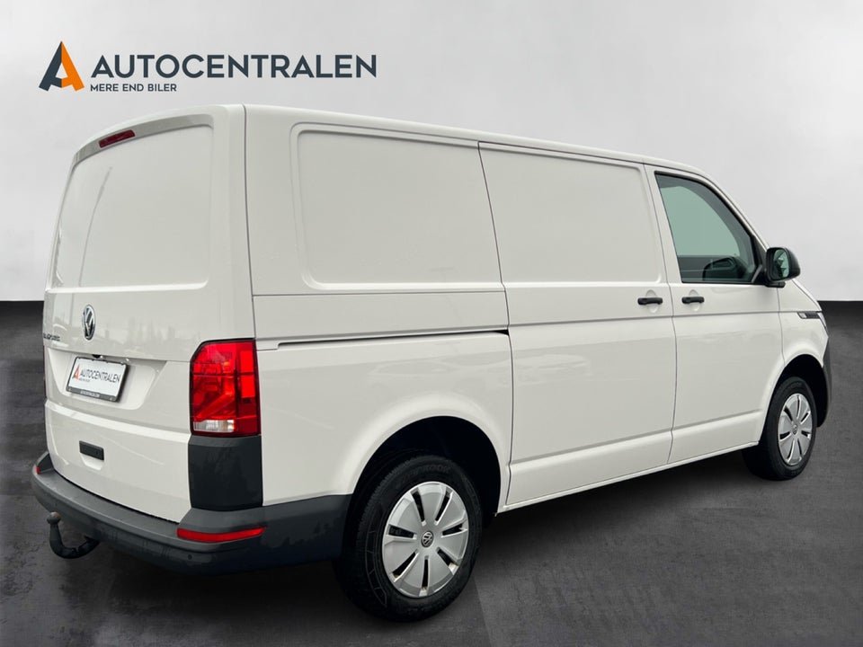 VW Transporter 2,0 TDi 150 Kassevogn DSG kort