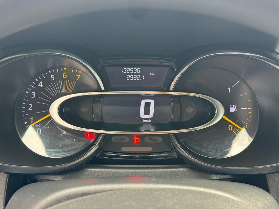 Renault Clio IV 1,2 16V Authentique Sport Tourer 5d