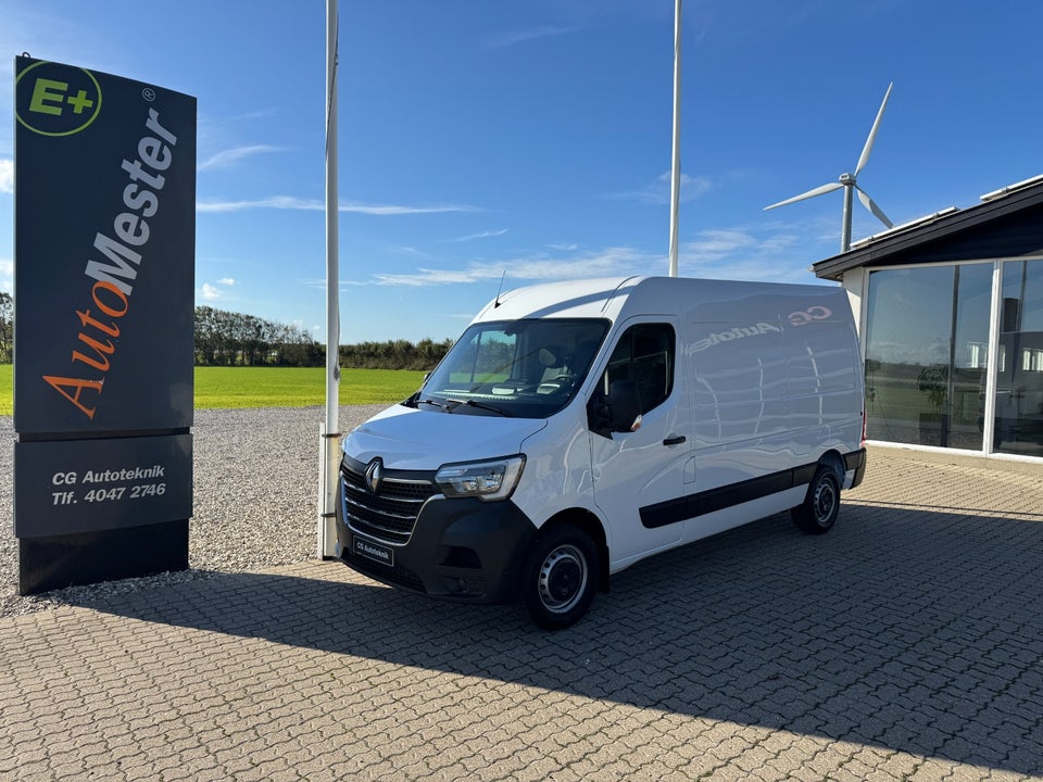 Renault Master IV T33 2,3 dCi 150 L2H2 Kassevogn