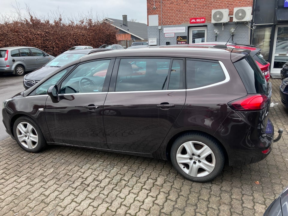 Opel Zafira Tourer 1,4 T 140 Enjoy 7prs 5d
