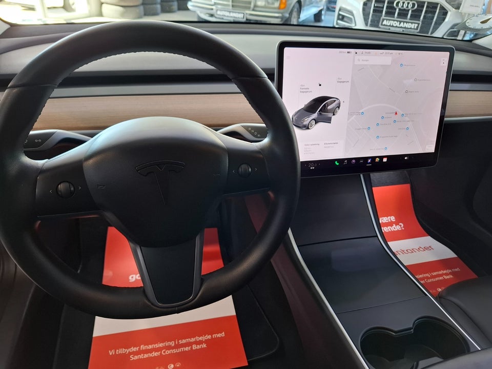 Tesla Model 3 Long Range AWD 4d