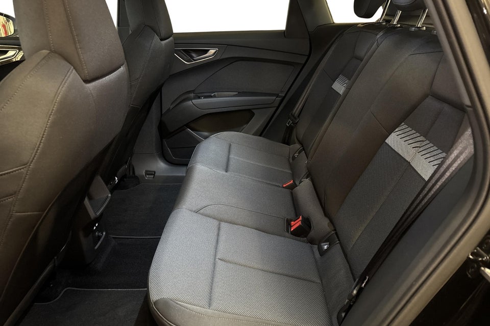 Audi Q4 e-tron 45 Progress 5d