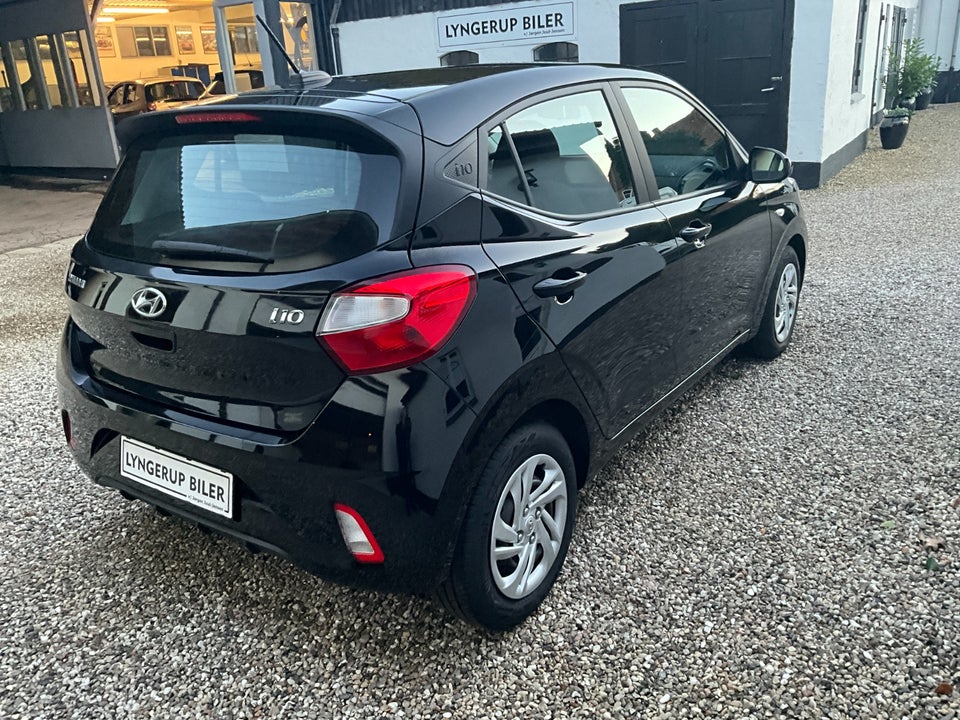 Hyundai i10 1,0 MPi Essential 5d