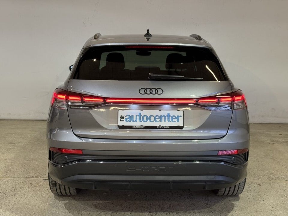 Audi Q4 e-tron 45 S-line 5d