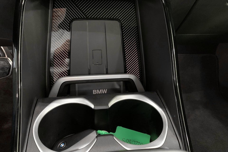 BMW iX1 eDrive20 M-Sport 5d