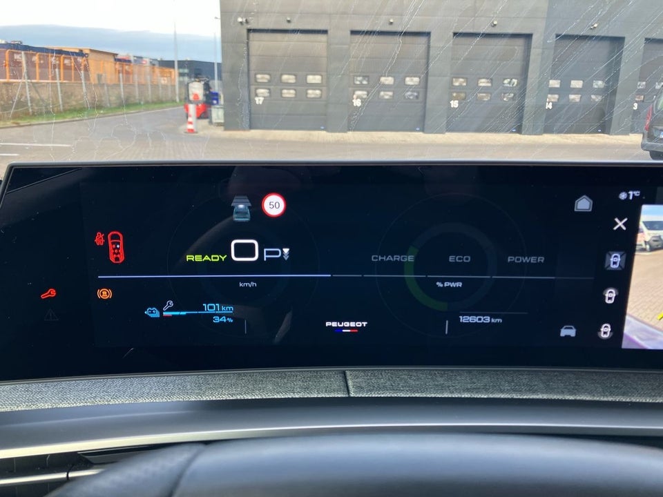 Peugeot e-5008 77 GT Pack 7prs 5d