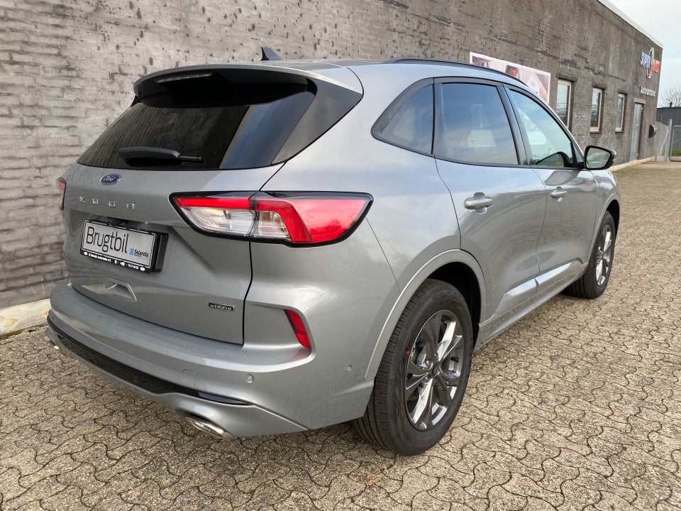 Ford Kuga 2,5 PHEV ST-Line X CVT 5d