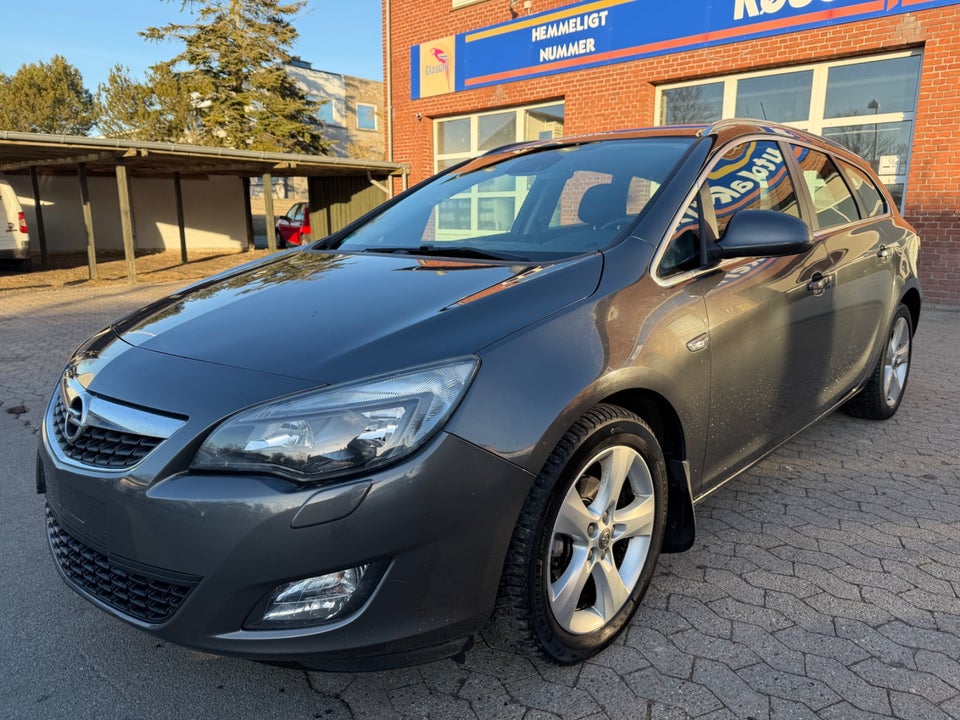 Opel Astra 1,4 T 140 Sport Sports Tourer 5d