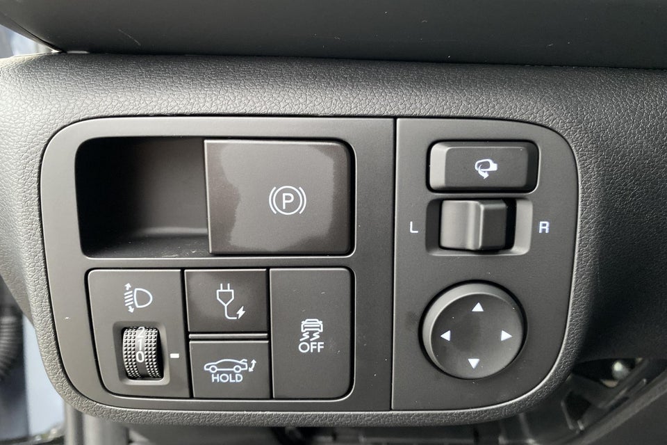 Hyundai Ioniq 6 77 Essential 4d