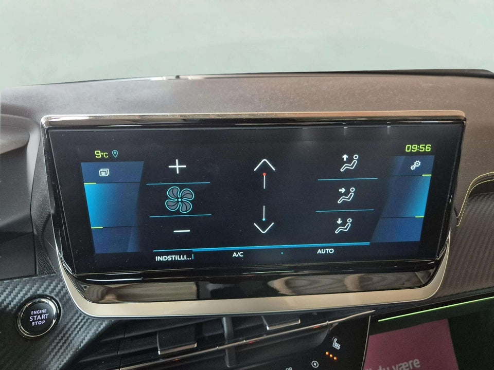 Peugeot e-2008 50 GT Sky 5d