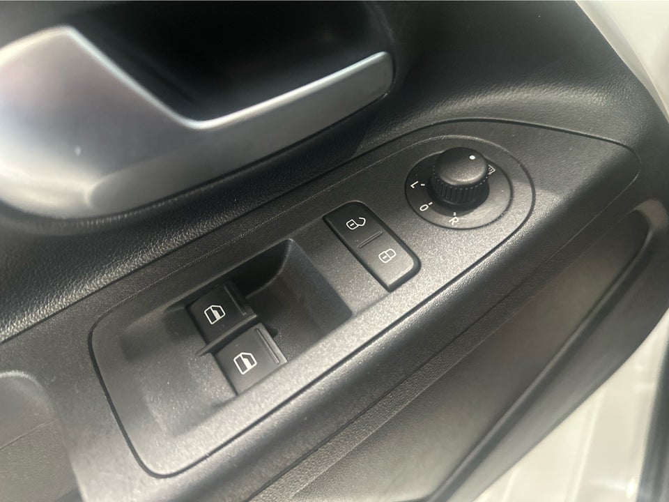 VW Up! 1,0 MPi 60 Move Up! BMT 5d