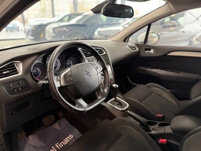 Citroën C4 1,6 BlueHDi 120 Feel EAT6 5d