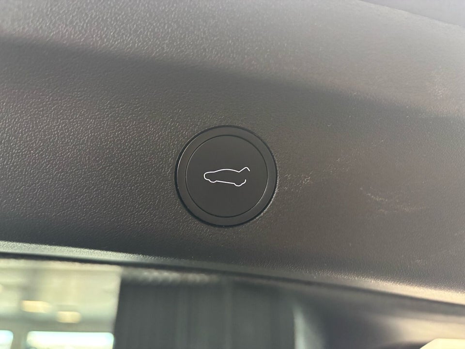 Tesla Model Y Long Range AWD 5d