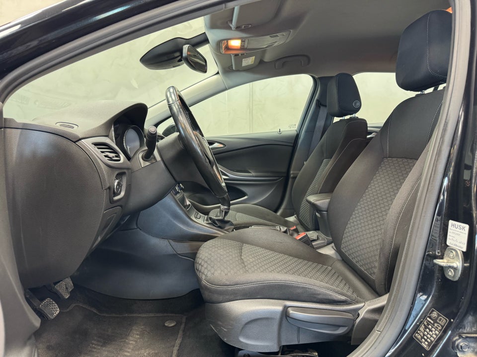 Opel Astra 1,0 T 105 Enjoy Sports Tourer 5d