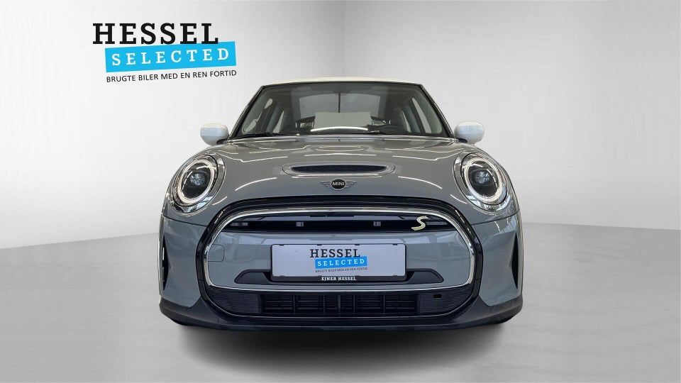 MINI Cooper SE Essential 3d