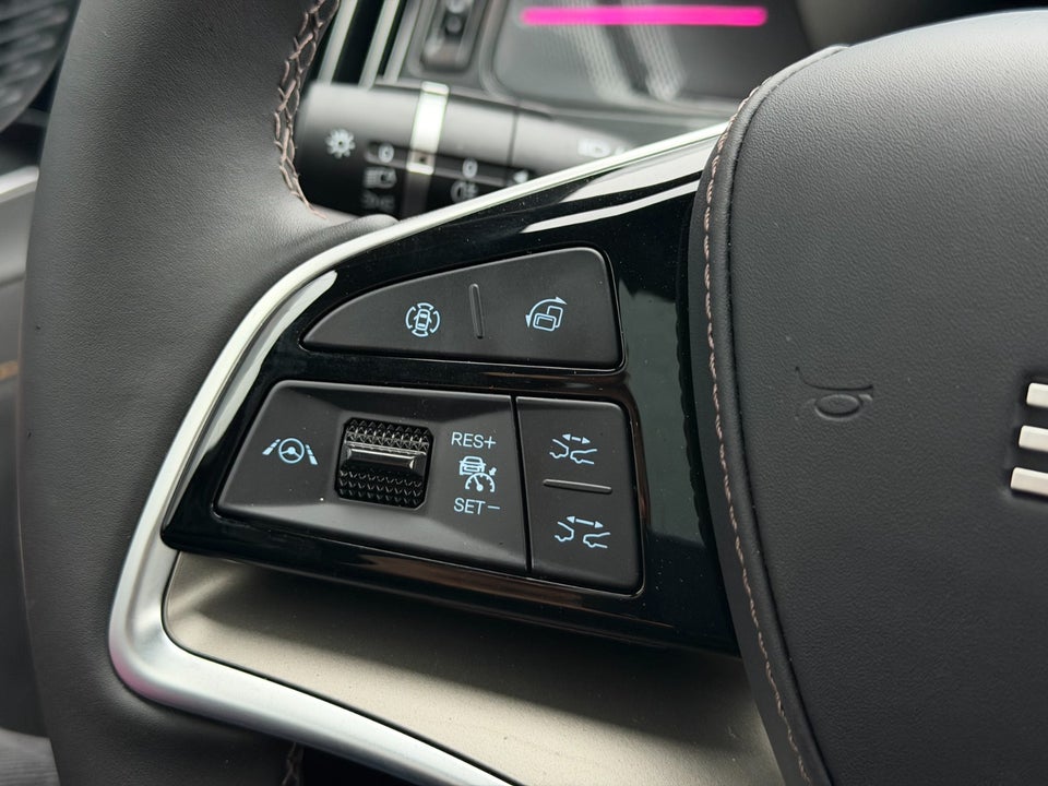 BYD Tang 109 Flagship AWD 7prs 5d