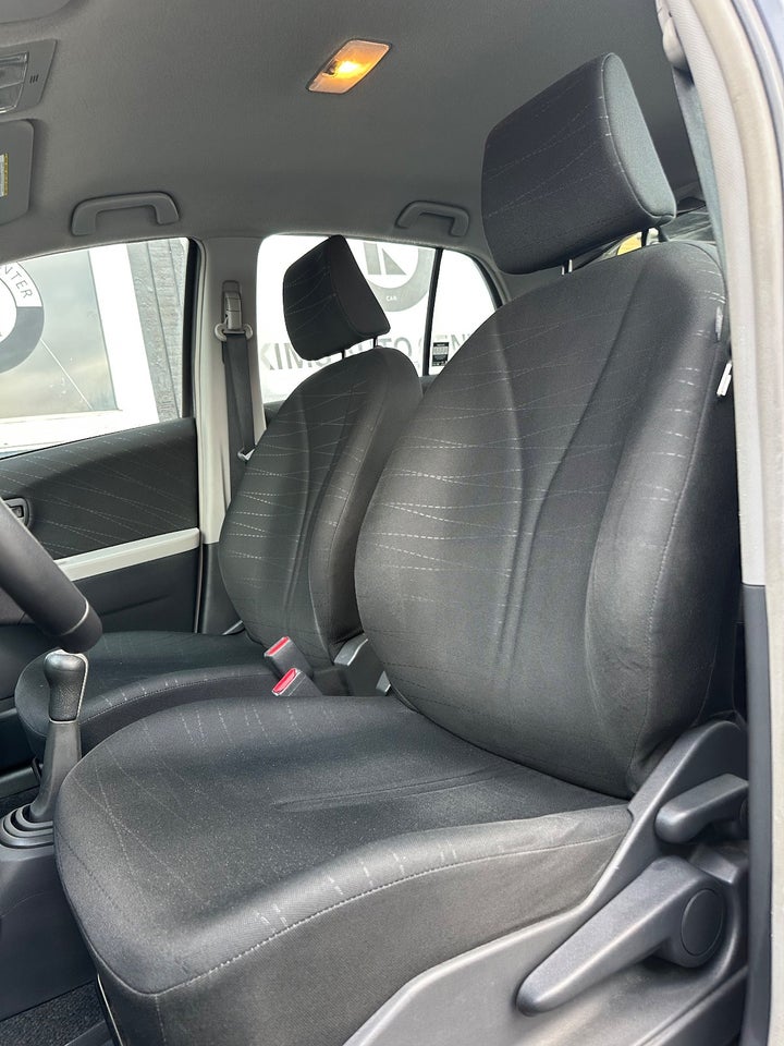 Toyota Yaris 1,3 Luna 5d