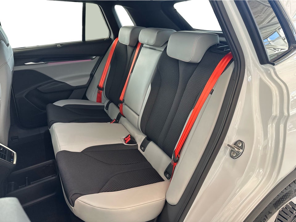 Skoda Elroq 85 iV First Edition 5d