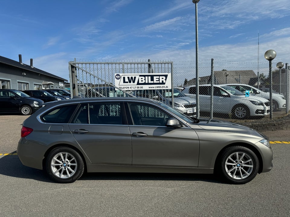 BMW 320d 2,0 Touring Executive aut. 5d