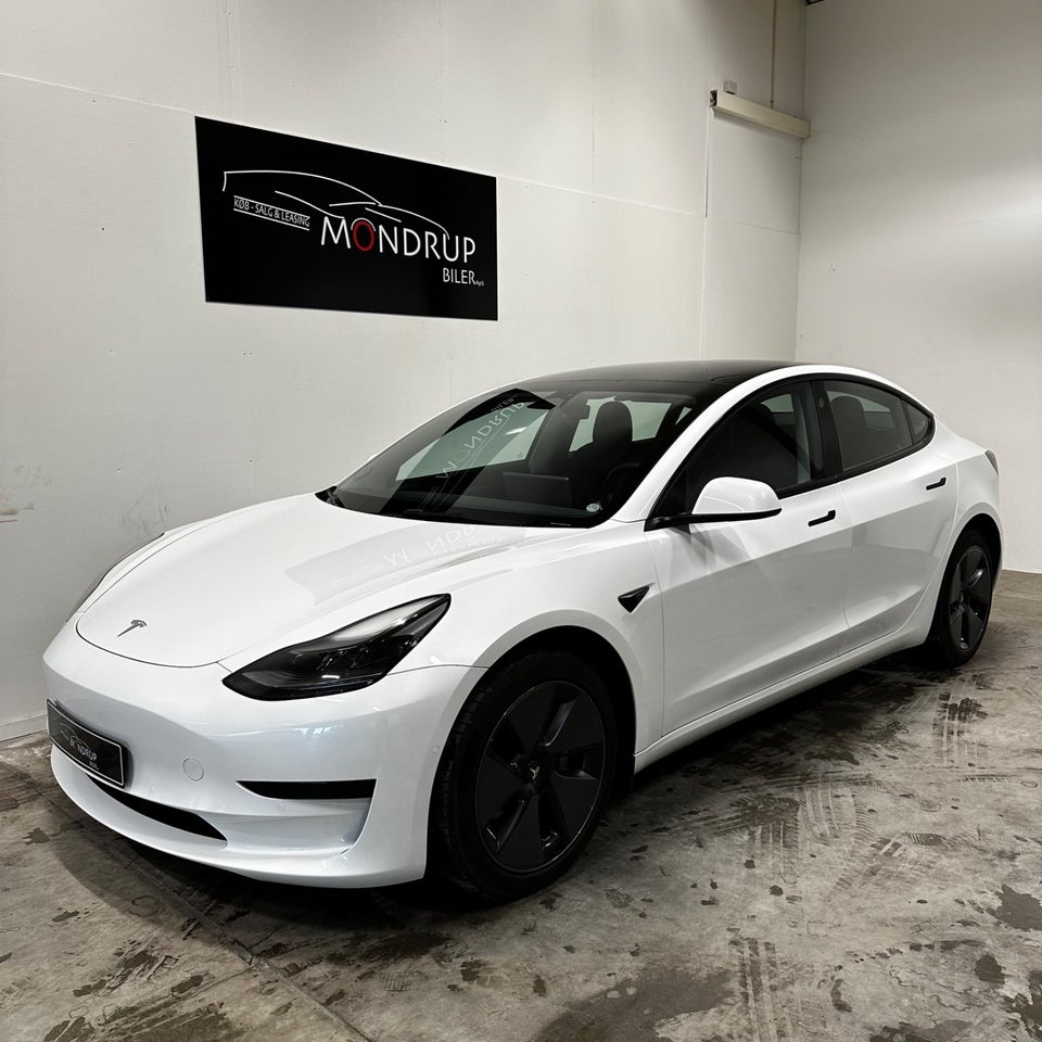 Tesla Model 3 RWD 4d