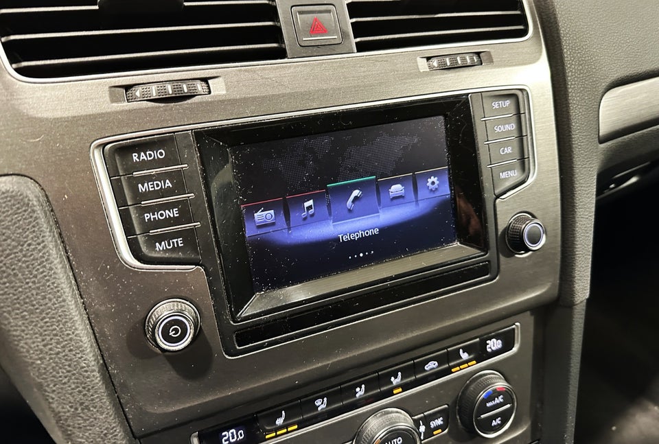 VW Golf VII 1,6 TDi 105 BlueMotion 5d