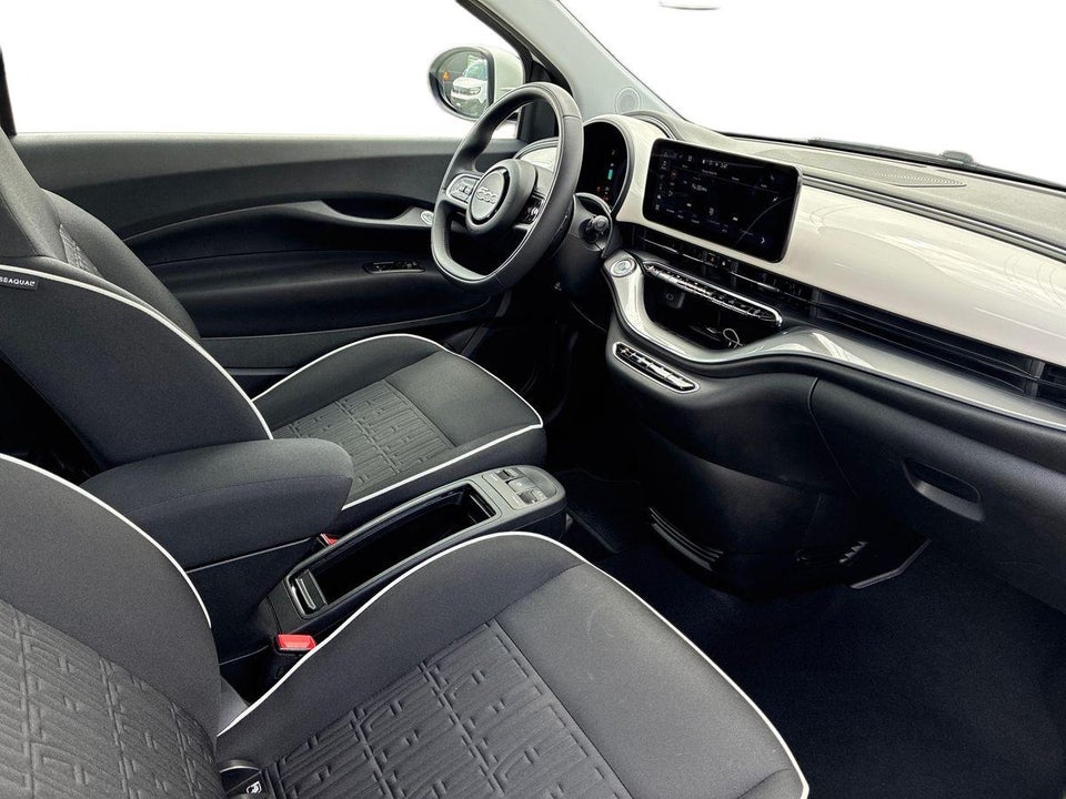Fiat 500e 42 Icon 3d
