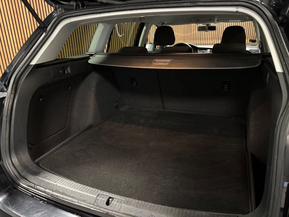 VW Golf VII 1,4 TSi 125 Comfortline Variant DSG 5d